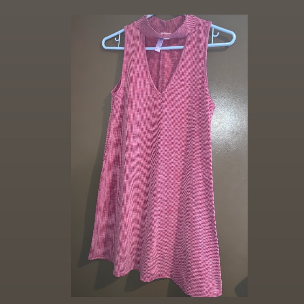 Alya sleeveless reddish pink V-neck ribbed dress sz XS EUC - Picture 2 of 5